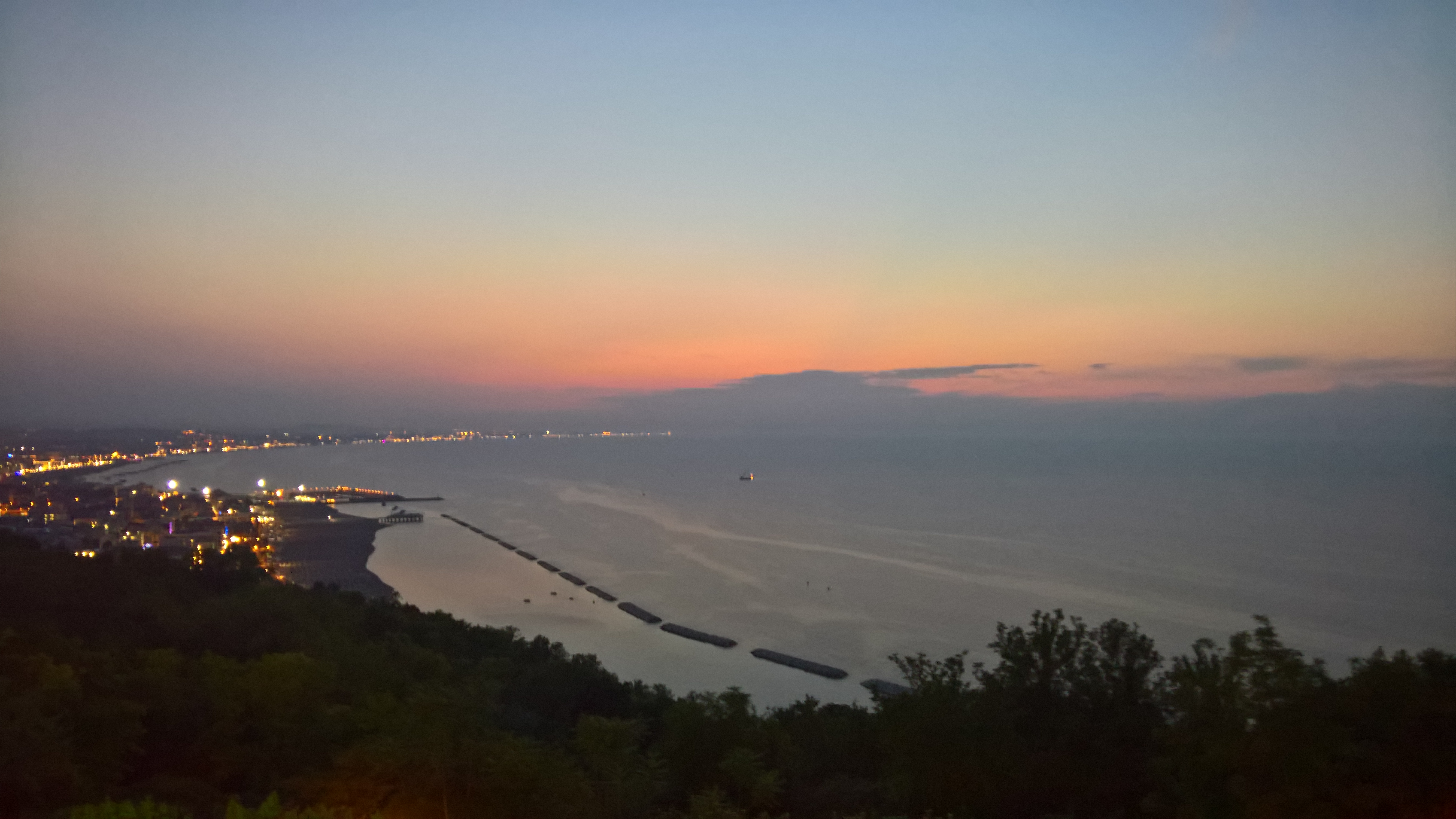 WP 20170615 21 29 10 Rich